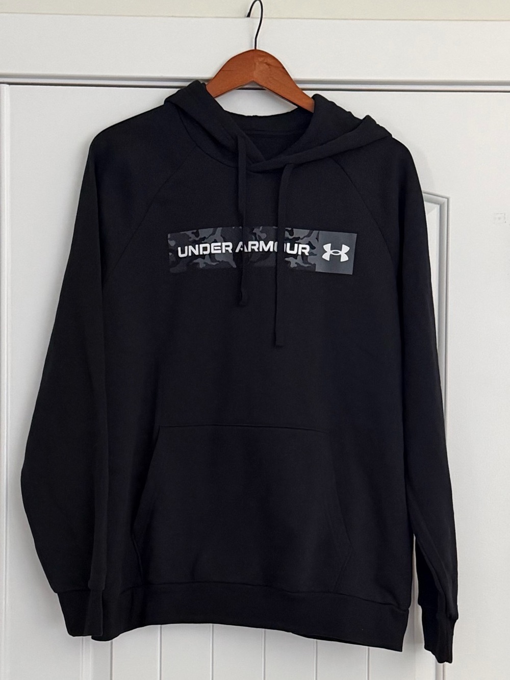 NWT Under Armour Men’s Rival Fleece Camo Chest Stripe Hoodie